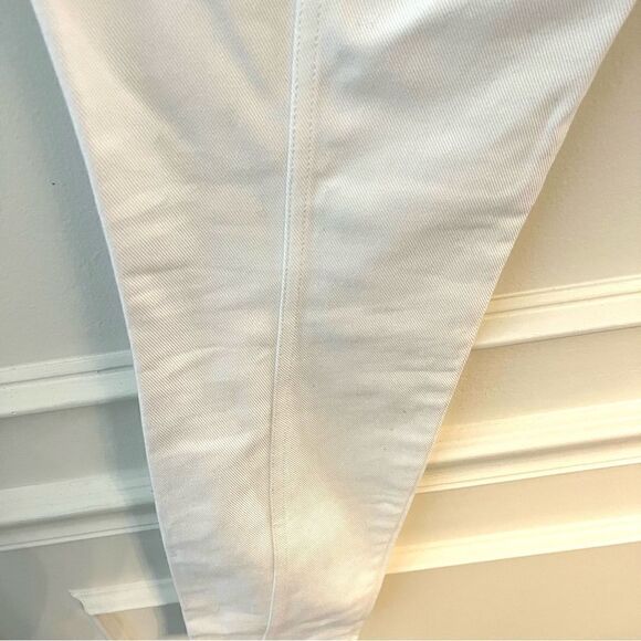 St John White Denim Pants with Silver Logo Button and Stretch Women’s Size 6 NWT - Picture 8 of 11